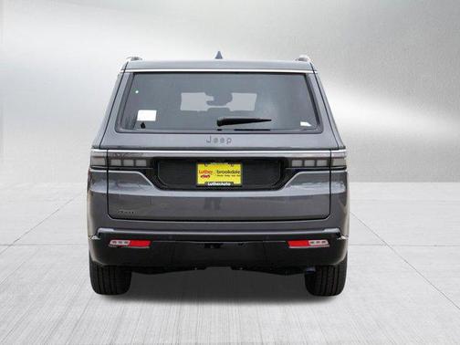 Baltic Gray Metallic Clearcoat 2026 Jeep Grand Wagoneer 4x4