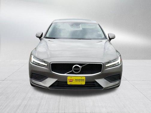 2019 Volvo S60 T6 Momentum