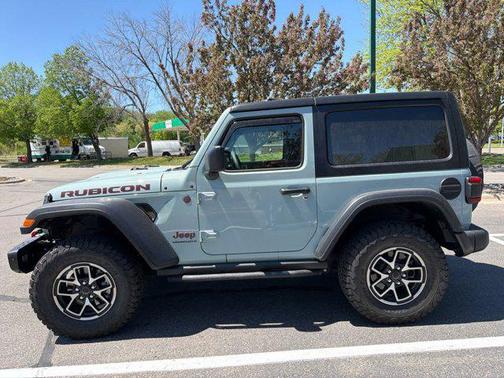 Earl Clearcoat 2024 Jeep Wrangler Rubicon