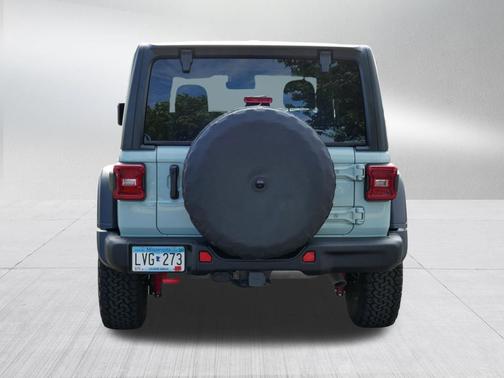 Earl Clearcoat 2024 Jeep Wrangler Rubicon