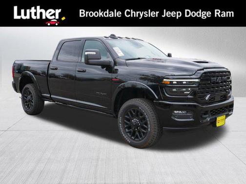 Diamond Black Crystal Pearlcoat 2026 RAM 3500 Limited Crew Cab 4x4 6'4' Box