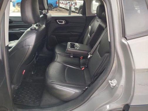 Sting-Gray Clearcoat 2022 Jeep Compass Trailhawk