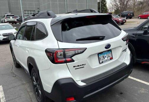 Crystal White Pearl 2024 Subaru Outback Onyx Edition XT