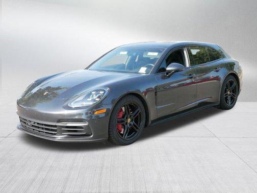 2018 Porsche Panamera 4