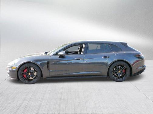 2018 Porsche Panamera 4
