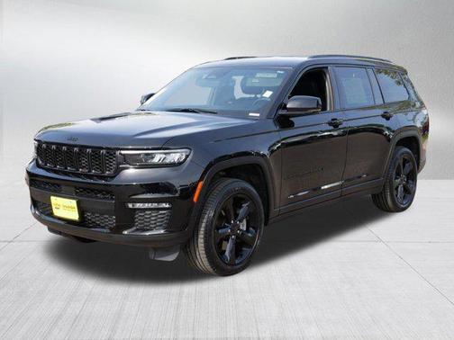 Diamond Black Crystal Pearlcoat 2025 Jeep Grand Cherokee L Limited