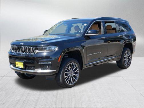 Diamond Black Crystal Pearlcoat 2022 Jeep Grand Cherokee L Summit Reserve