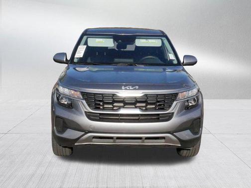 Steel Gray 2023 Kia Seltos LX