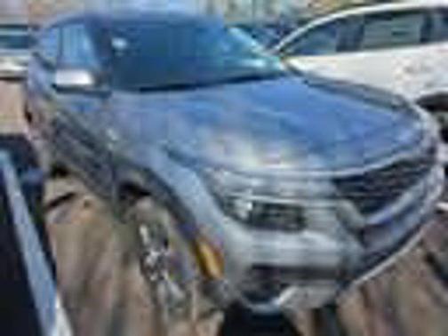 Steel Gray 2023 Kia Seltos LX