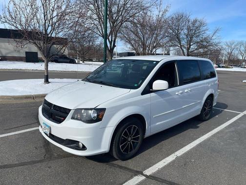 White Knuckle Clearcoat 2017 Dodge Grand Caravan SXT
