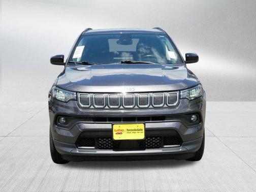 2022 Jeep Compass Latitude Lux