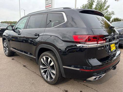 2022 Volkswagen Atlas 3.6L SEL Premium