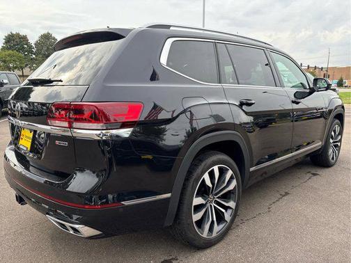 2022 Volkswagen Atlas 3.6L SEL Premium