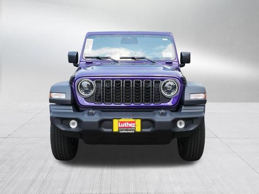 Reign 2026 Jeep Wrangler Sport S
