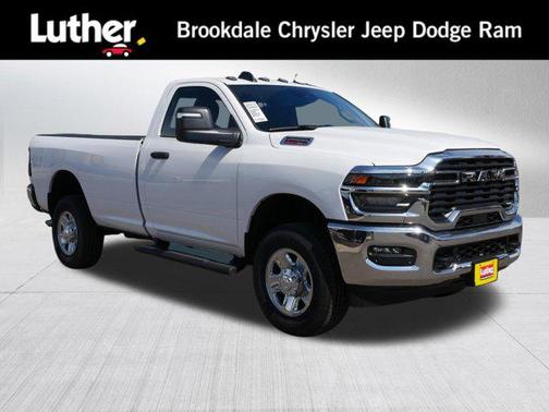 Bright White Clearcoat 2026 RAM 2500 Tradesman Regular Cab 4x4 8' Box