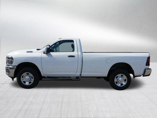 Bright White Clearcoat 2026 RAM 2500 Tradesman Regular Cab 4x4 8' Box