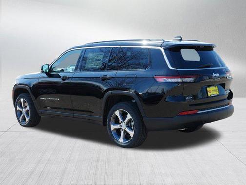 Diamond Black Crystal Pearlcoat 2026 Jeep Grand Cherokee L Limited