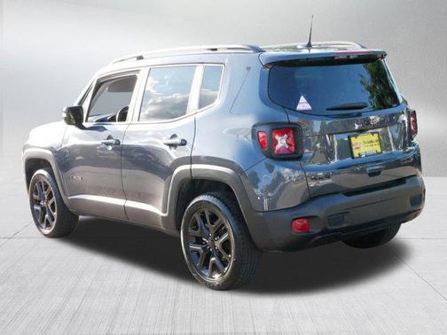 Graphite Gray 2023 Jeep Renegade Altitude