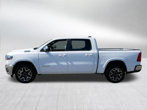 Bright White Clearcoat 2025 RAM 1500 Laramie