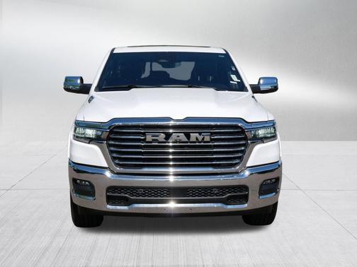 Bright White Clearcoat 2025 RAM 1500 Laramie