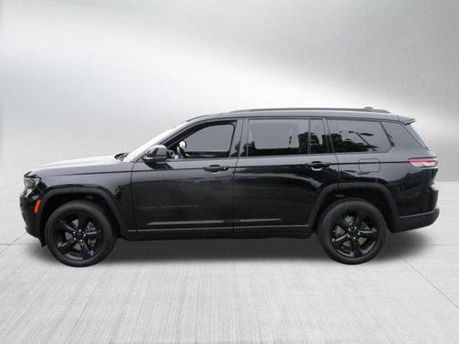 2022 Jeep Grand Cherokee L Altitude