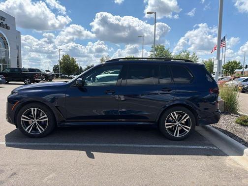 Tanzanite Blue II Metallic 2024 BMW X7 xDrive40i