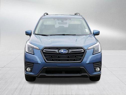 Horizon Blue Pearl 2023 Subaru Forester Limited