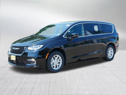 2025 Chrysler Pacifica L