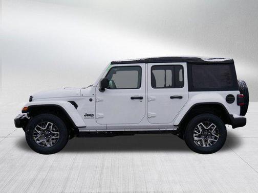 2026 Jeep Wrangler 4-Door Sahara 4x4