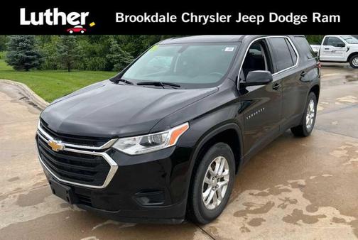 Mosaic Black Metallic 2020 Chevrolet Traverse LS