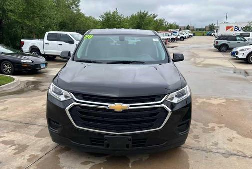 Mosaic Black Metallic 2020 Chevrolet Traverse LS