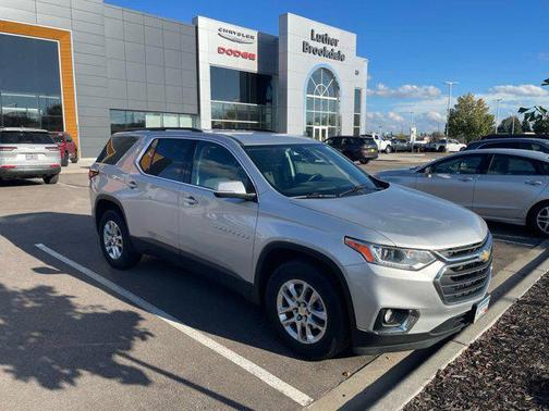 2021 Chevrolet Traverse LT Cloth