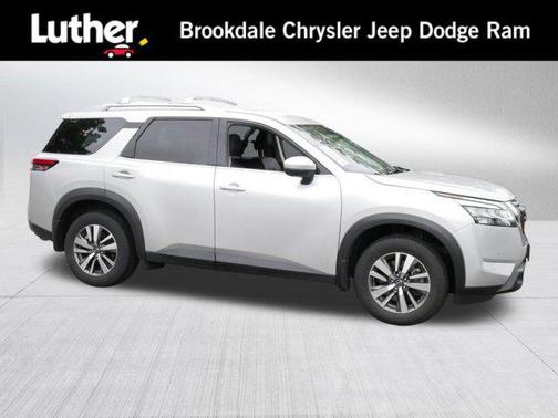 2024 Nissan Pathfinder SL 4WD
