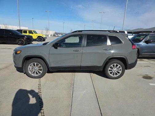 2022 Jeep Cherokee Latitude Lux