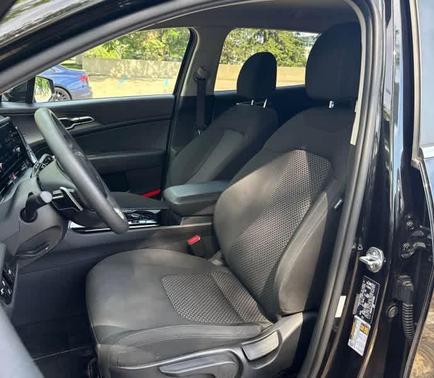 Fusion Black 2023 Kia Sportage Hybrid LX