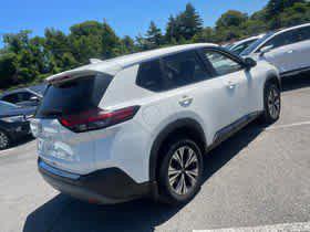 Pearl White Tricoat 2023 Nissan Rogue SV