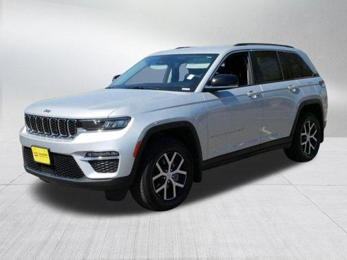 Silver Zynith 2023 Jeep Grand Cherokee Limited