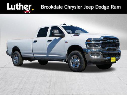2025 RAM 3500 Tradesman Crew Cab 4x4 8' Box