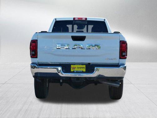 2025 RAM 3500 Tradesman Crew Cab 4x4 8' Box