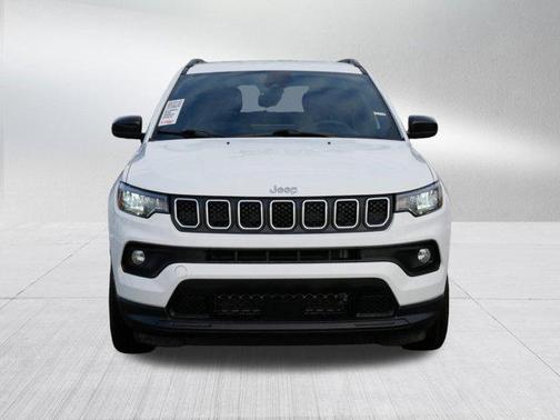 2023 Jeep Compass Latitude Lux