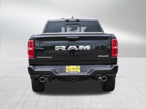 2025 RAM 1500 ST
