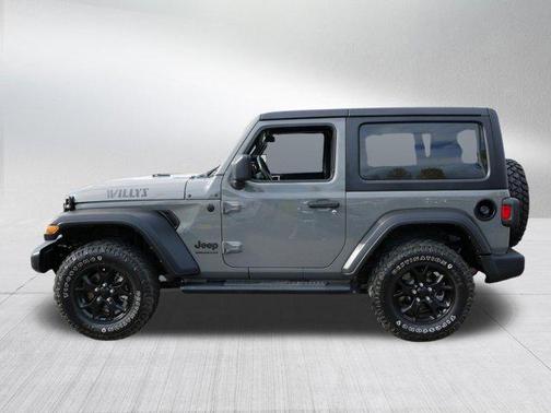 Sting-Gray Clearcoat 2022 Jeep Wrangler Willys