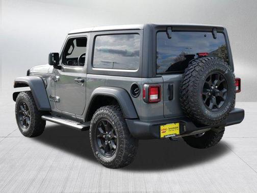 Sting-Gray Clearcoat 2022 Jeep Wrangler Willys
