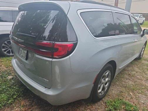 Silver Mist Clearcoat 2023 Chrysler Pacifica Limited