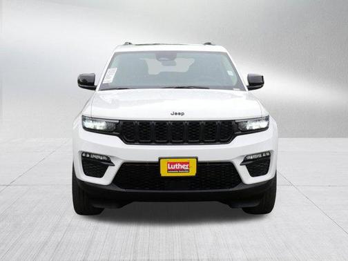 Bright White Clearcoat 2023 Jeep Grand Cherokee Limited