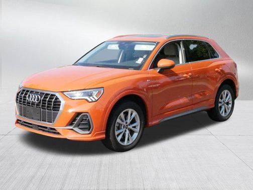 2023 Audi Q3 Premium 45 TFSI S line quattro Tiptronic