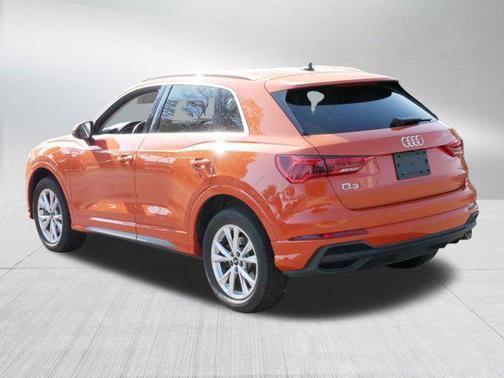 2023 Audi Q3 Premium 45 TFSI S line quattro Tiptronic
