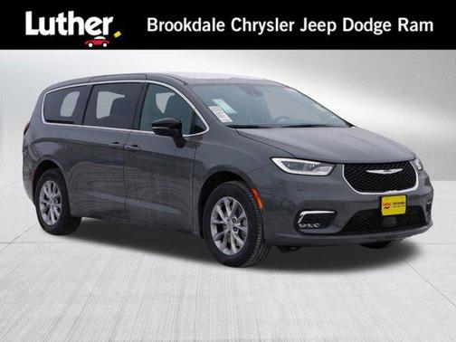 2025 Chrysler Pacifica L
