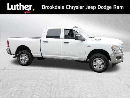 2024 RAM 2500 Tradesman Crew Cab 4x4 6'4' Box
