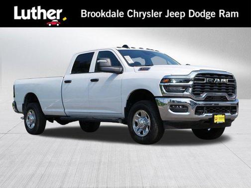 2025 RAM 3500 Tradesman Crew Cab 4x4 8' Box